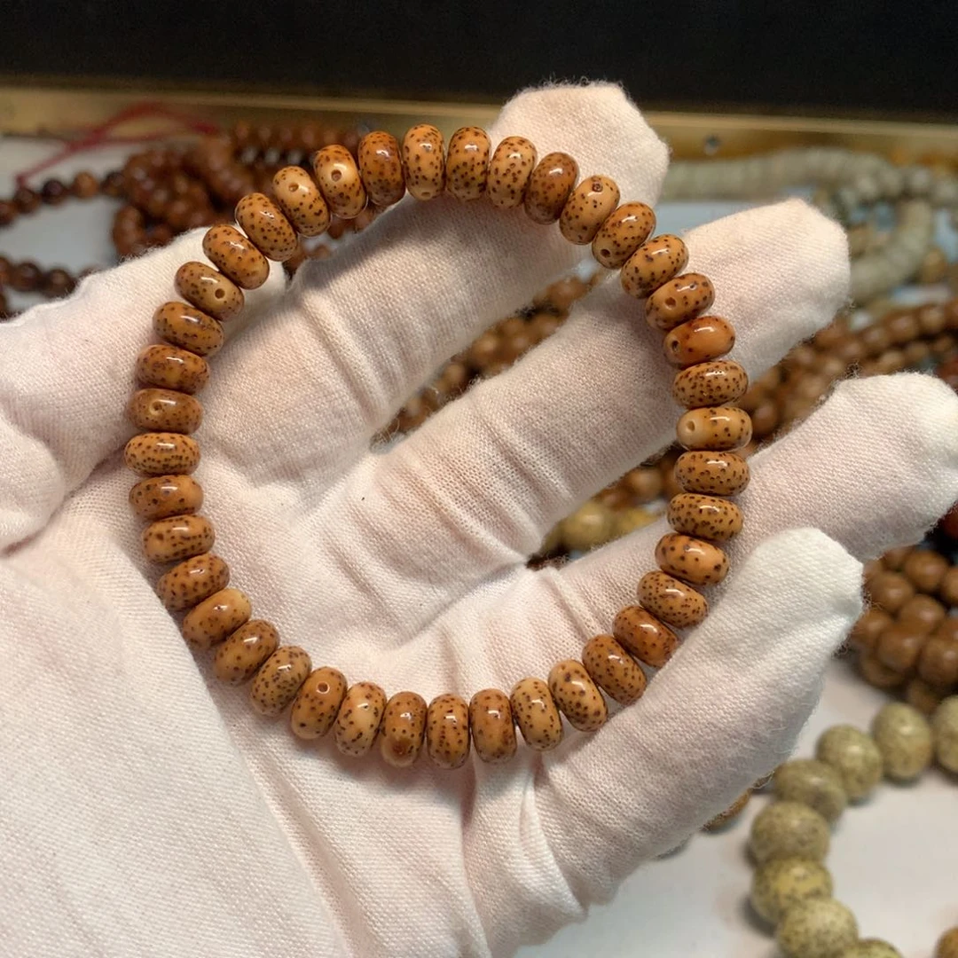 吊坠星月菩提95虎皮微倒角药片星点