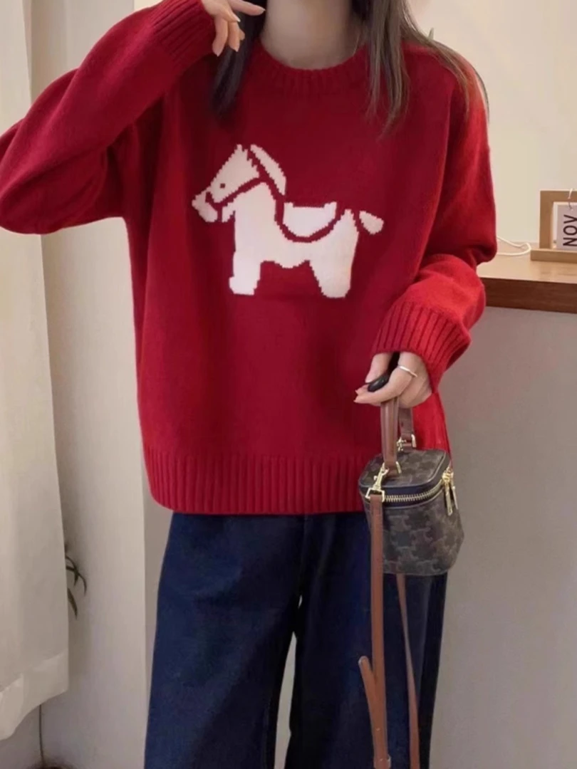 可爱提花小马图案套头针织衫女2025秋冬季新款新年红色圣诞毛衣潮