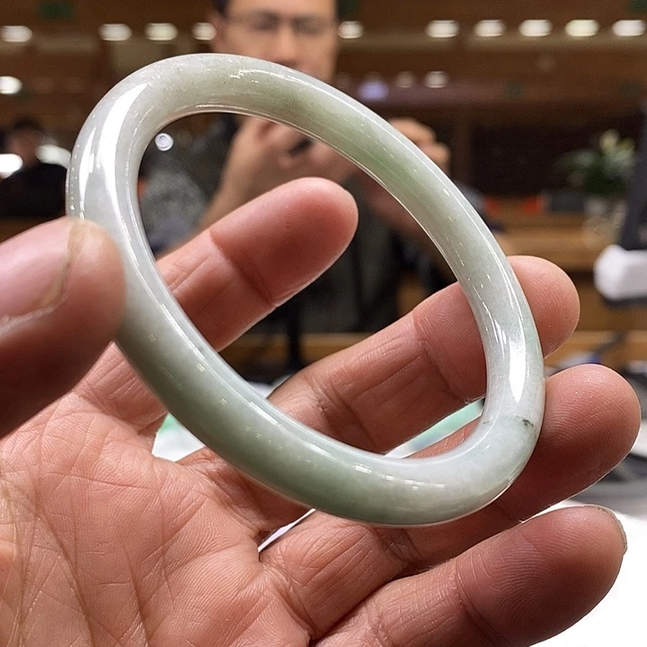 翡翠未镶嵌手镯翡翠手镯58、卡8 +