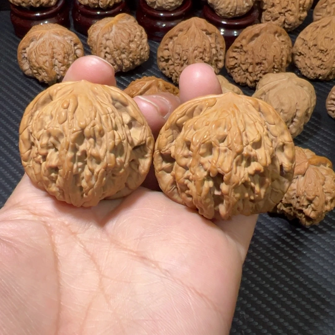 文玩核桃吊坠全品无修虎头球