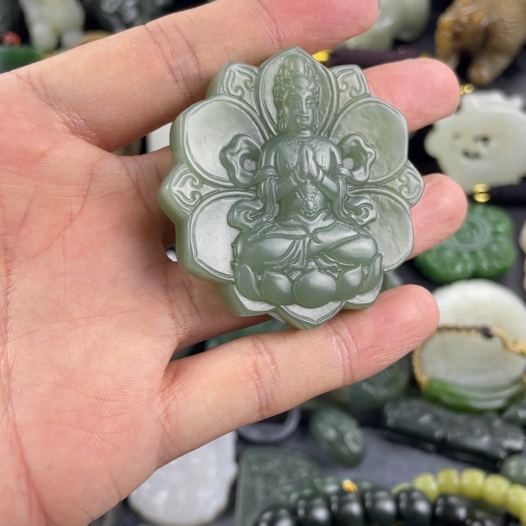 和田玉未镶嵌颈饰