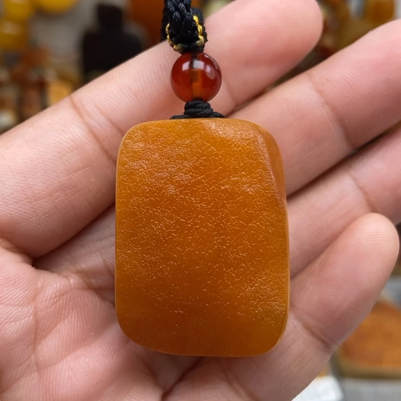 【闪购商品】琥珀颈饰未镶嵌