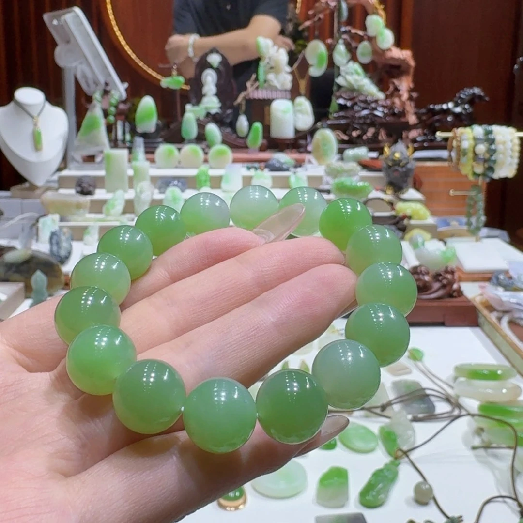 手串未镶嵌和田玉（翠青玉）翠青卡13