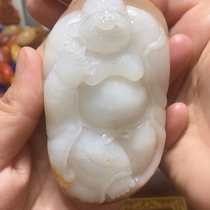 东**士