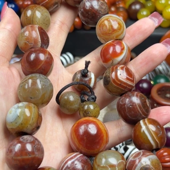 用***2玛瑙/玉髓颈饰未镶嵌