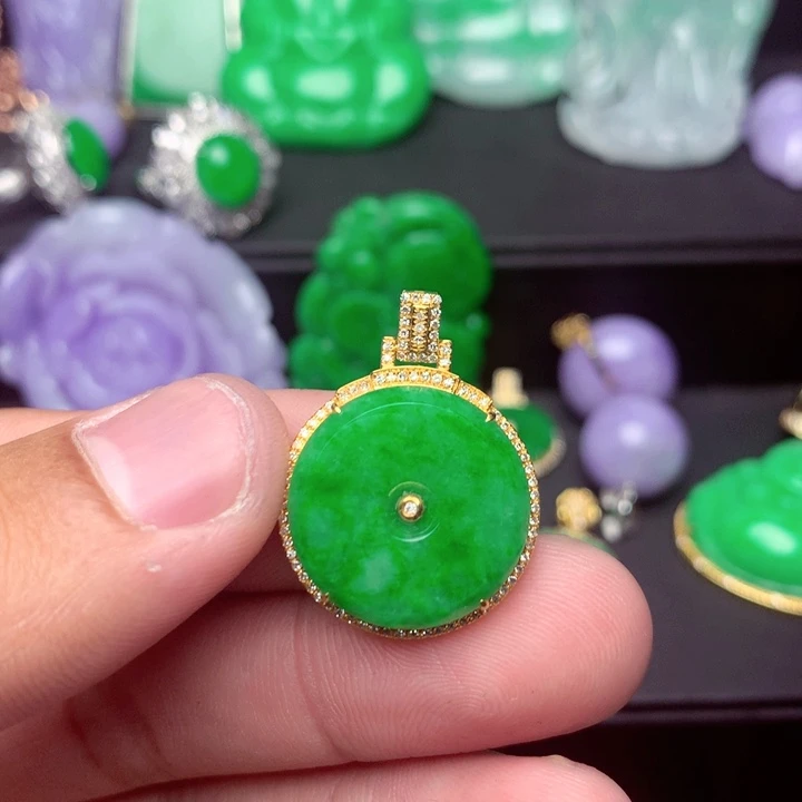翡翠18K金镶嵌吊坠(不含链)