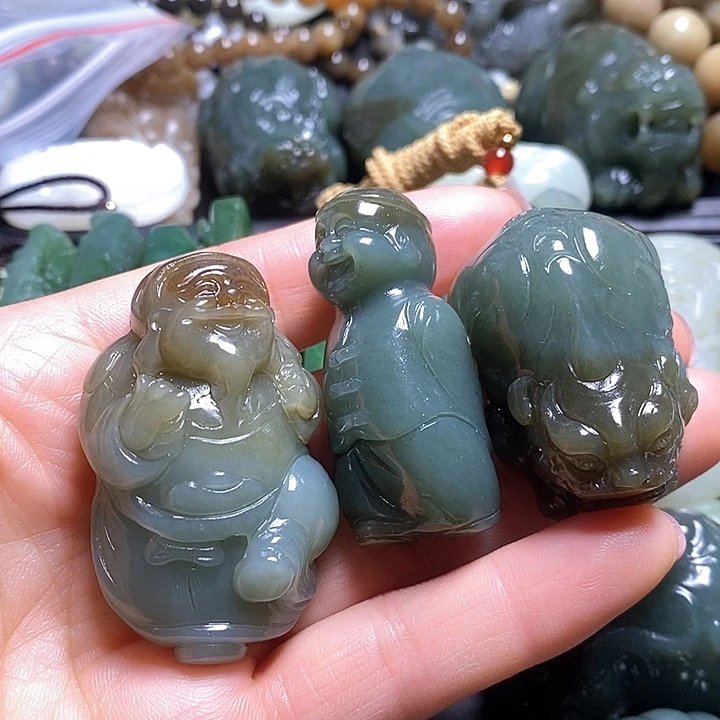 未镶嵌手链和田玉人**火