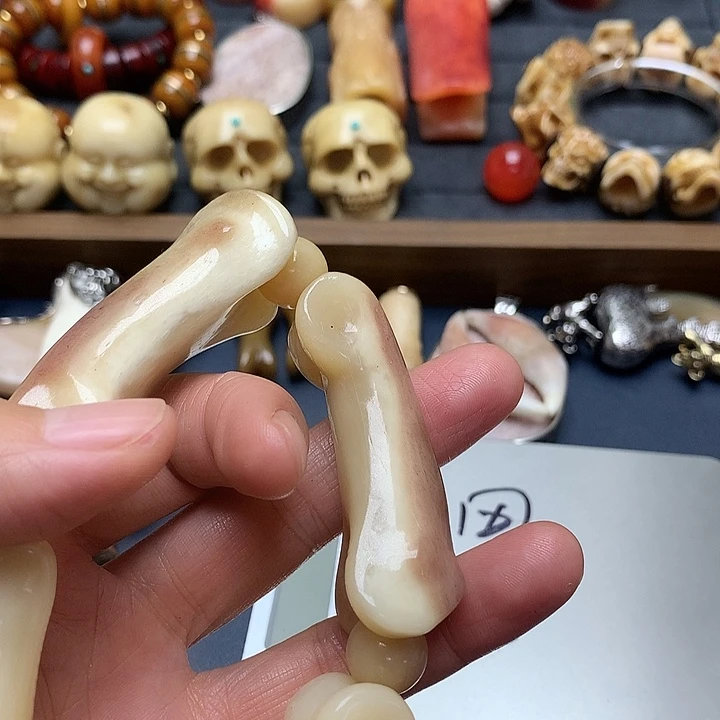 战***神驼骨把件手工雕刻