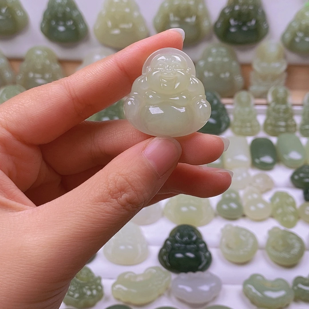 燕***山和田玉未镶嵌颈饰