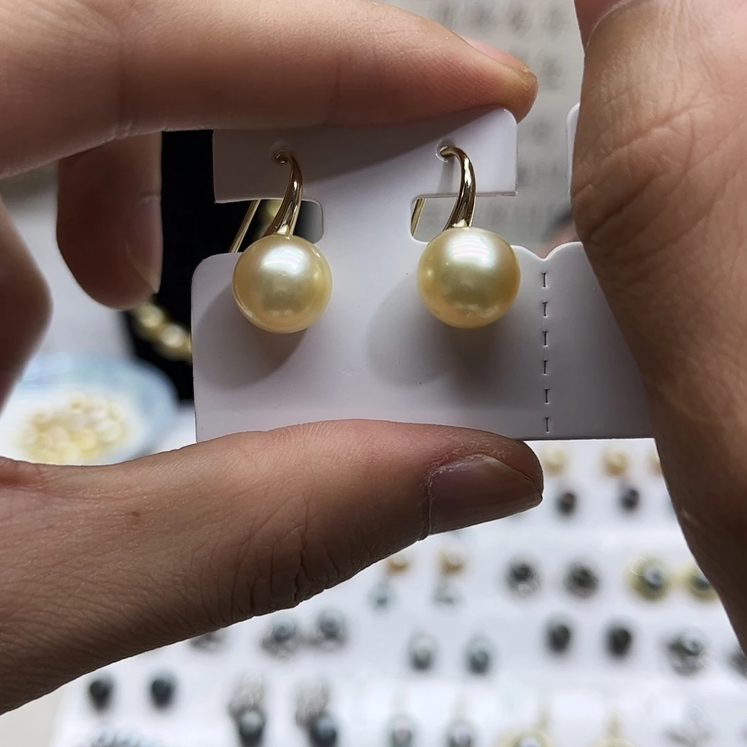 海水珍珠未镶嵌耳饰