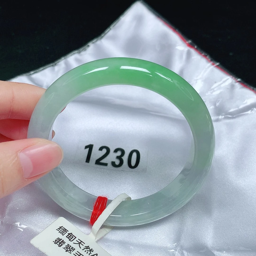 未镶嵌手镯翡翠翡翠手镯未镶嵌