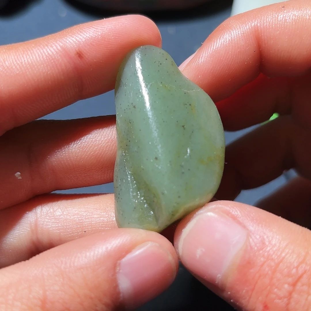 和田玉未镶嵌珠宝奇石