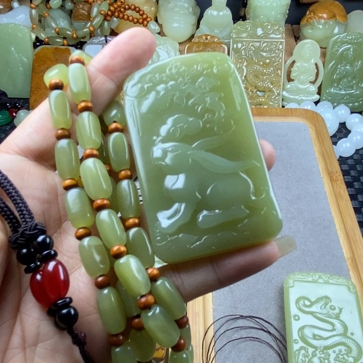 昆仑料生肖兔一套