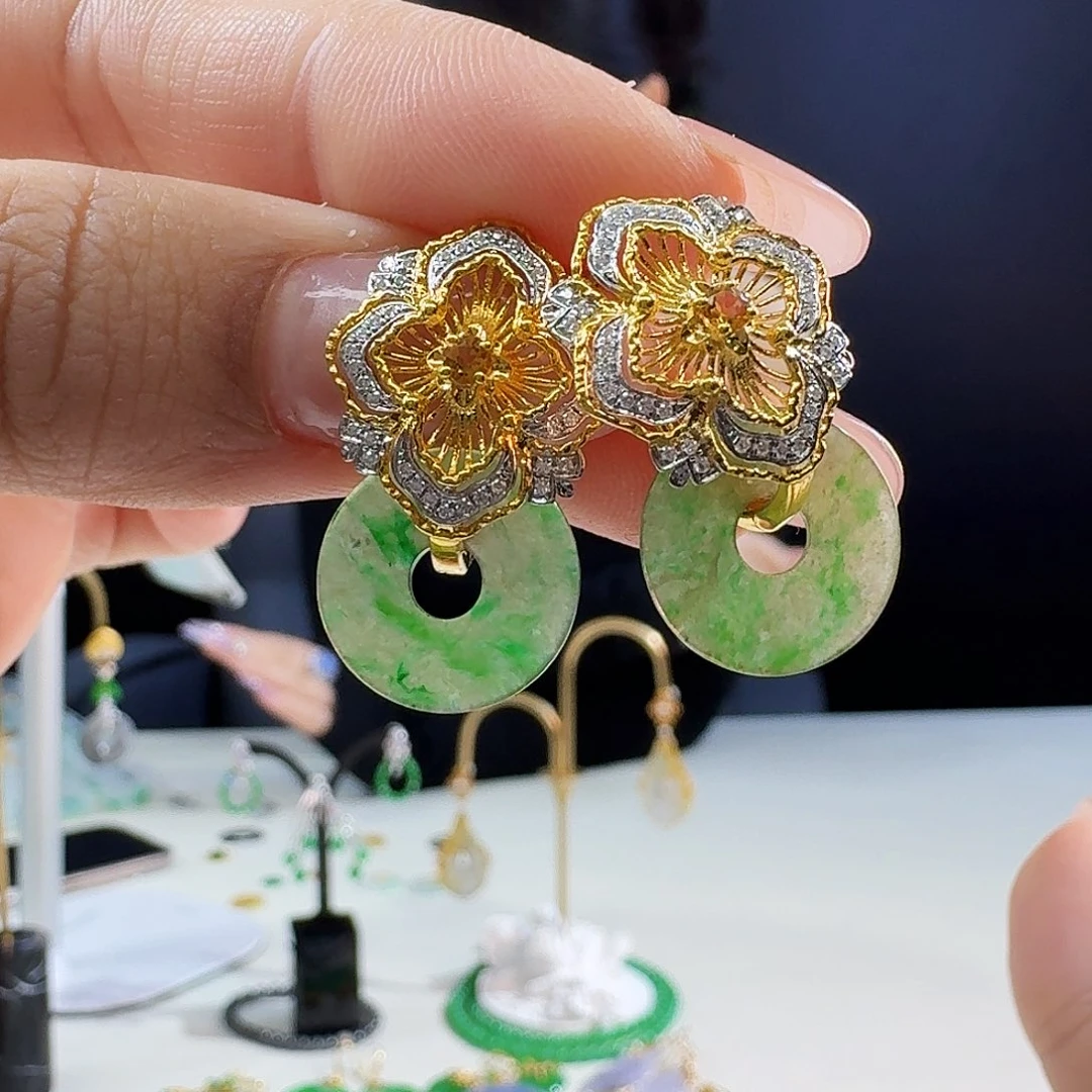 翡翠18K金镶嵌耳饰18k镶嵌