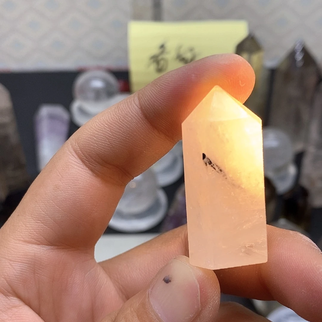 未镶嵌颈饰水晶104