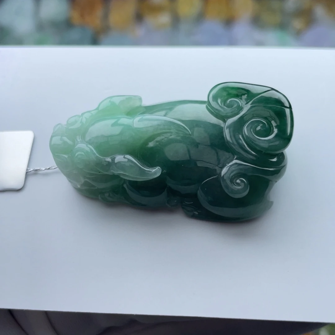 翡翠颈饰未镶嵌貔貅