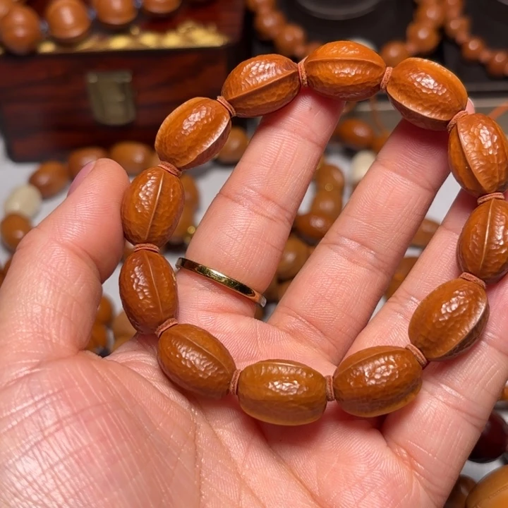 寒***清橄榄核手串/手链钻面鲨鱼背