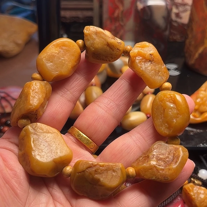 咸***O田黄石昌化田黄石质地温润