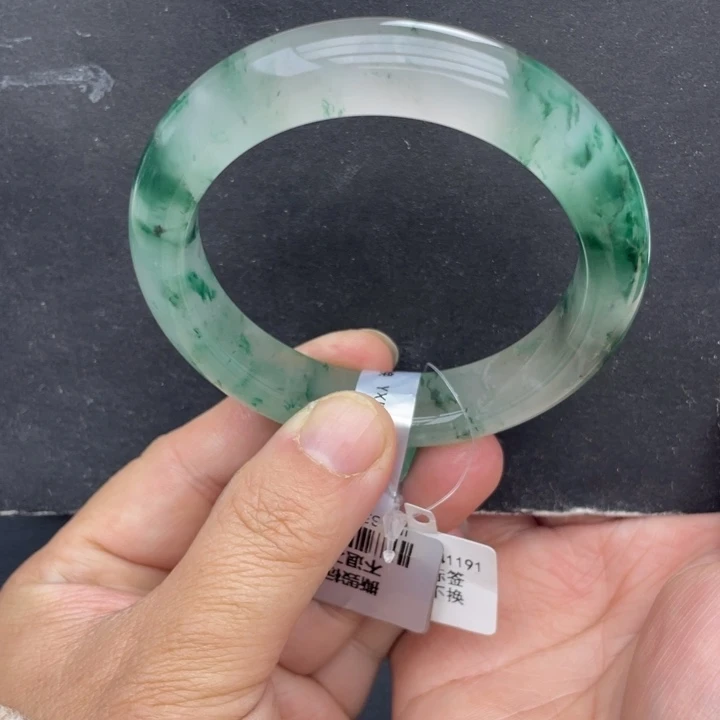 石英质玉未镶嵌手镯56/57