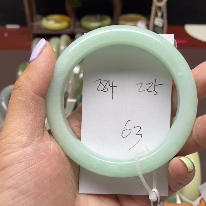 蛇纹石玉未镶嵌手镯宝***