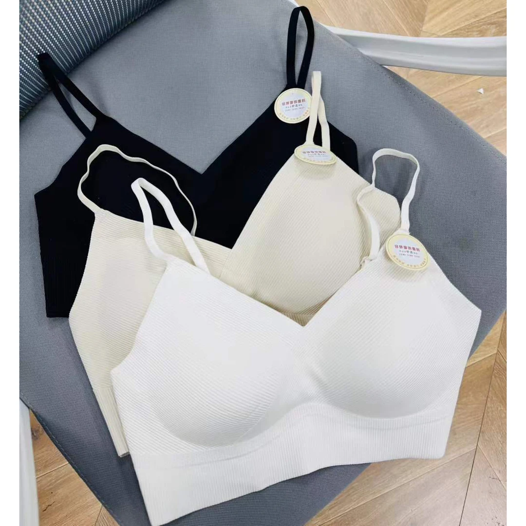 【仙仙推荐】三色简约无痕一体杯美背25210