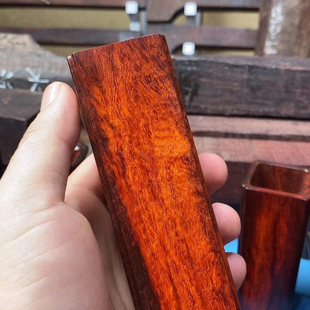 紫檀木类成套家具