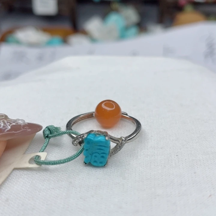 南红玛瑙未镶嵌珠宝奇石