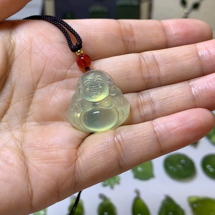 未镶嵌岫玉颈饰吊坠