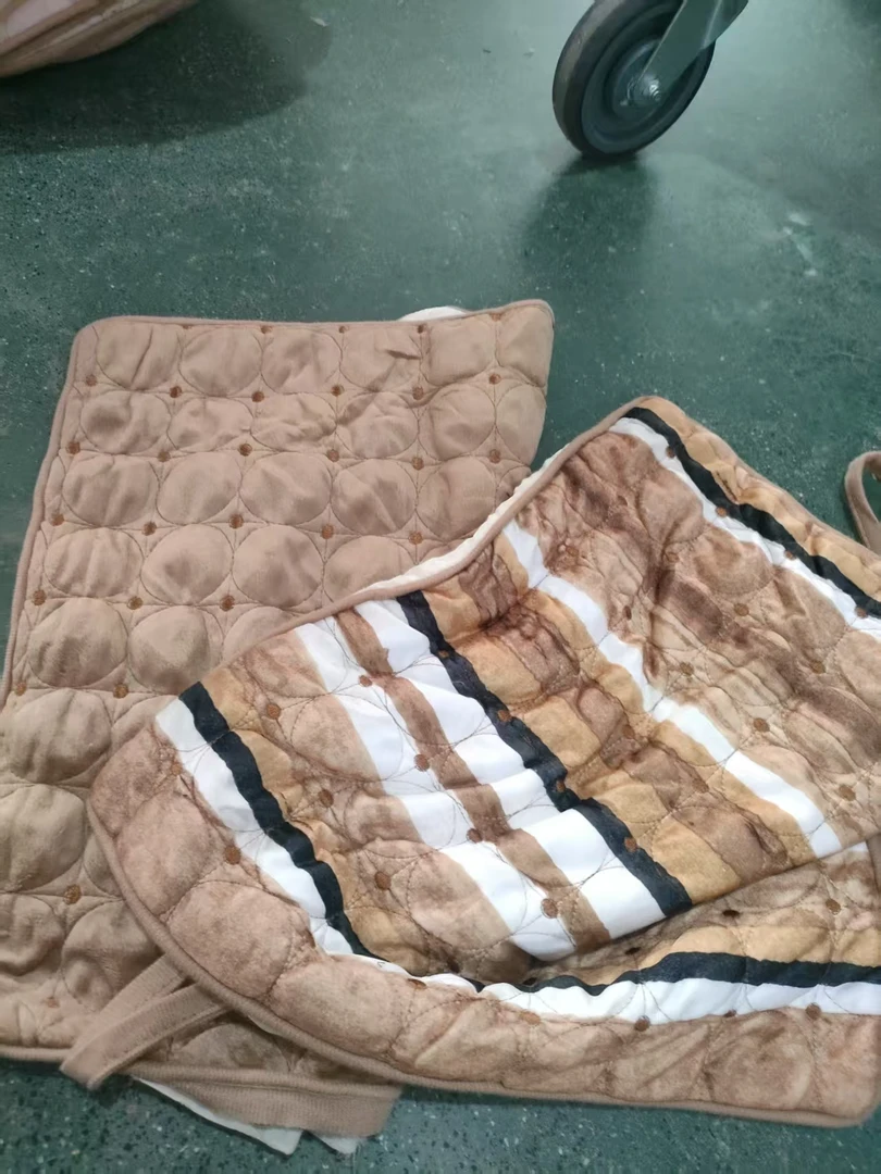 B5多色列抱无拉链枕套坐垫套发12个