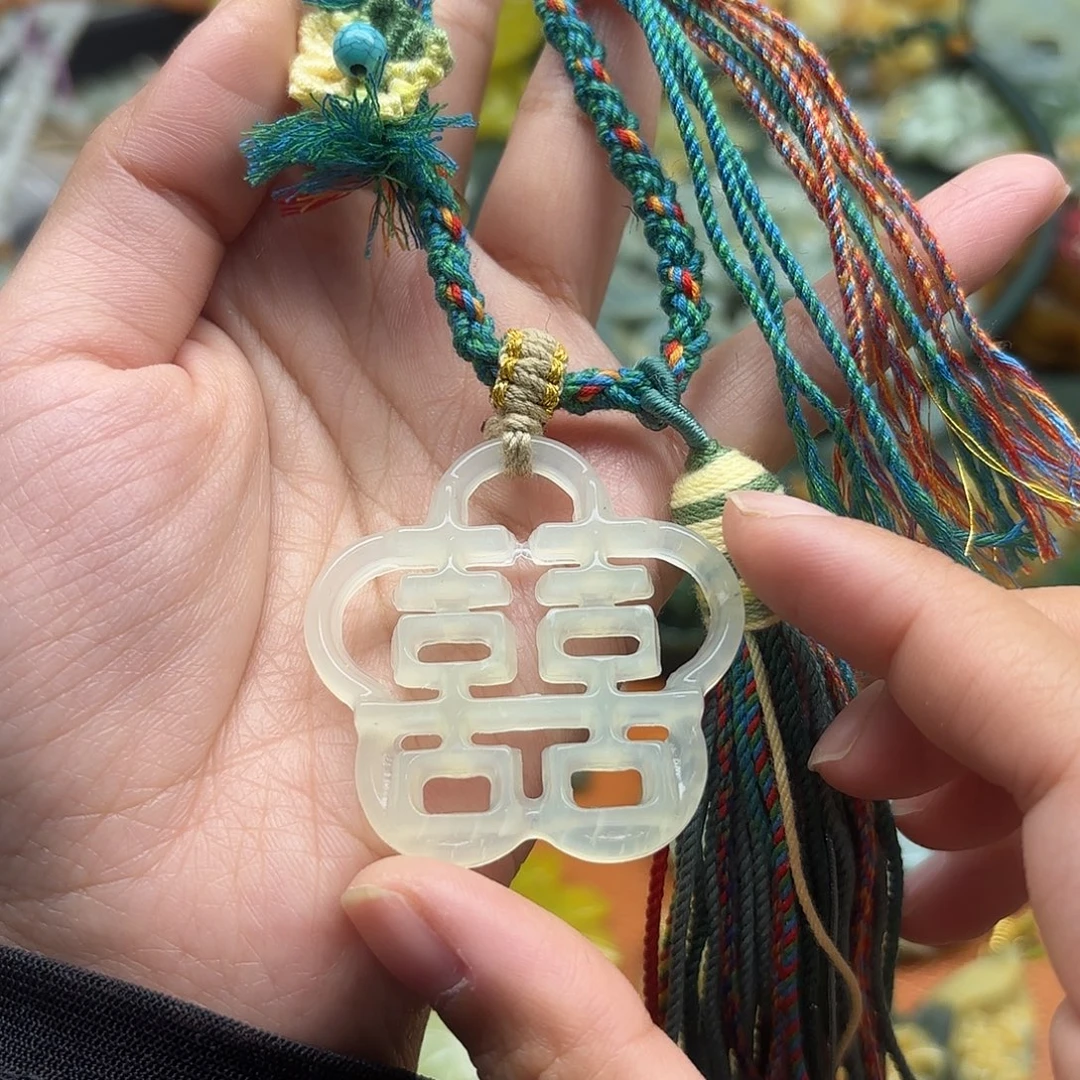 蛇纹石玉合金颈饰