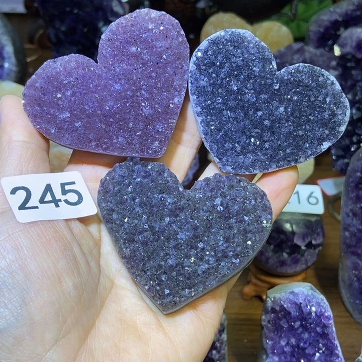 紫晶未镶嵌大型摆件（非配饰）