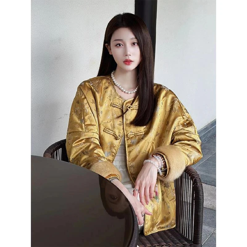 今年流行冬季2025新款高级感超好看夹棉外套新中式盘扣碎花棉服女