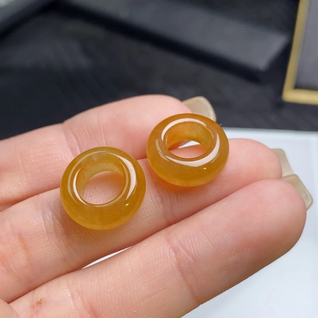 翡翠未镶嵌耳饰玻璃底冰黄翡轮胎圈