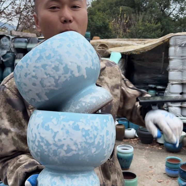 高度19厘米口18厘米