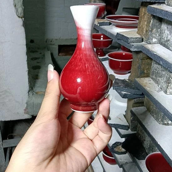 博***意景德镇纯手工郎红花器