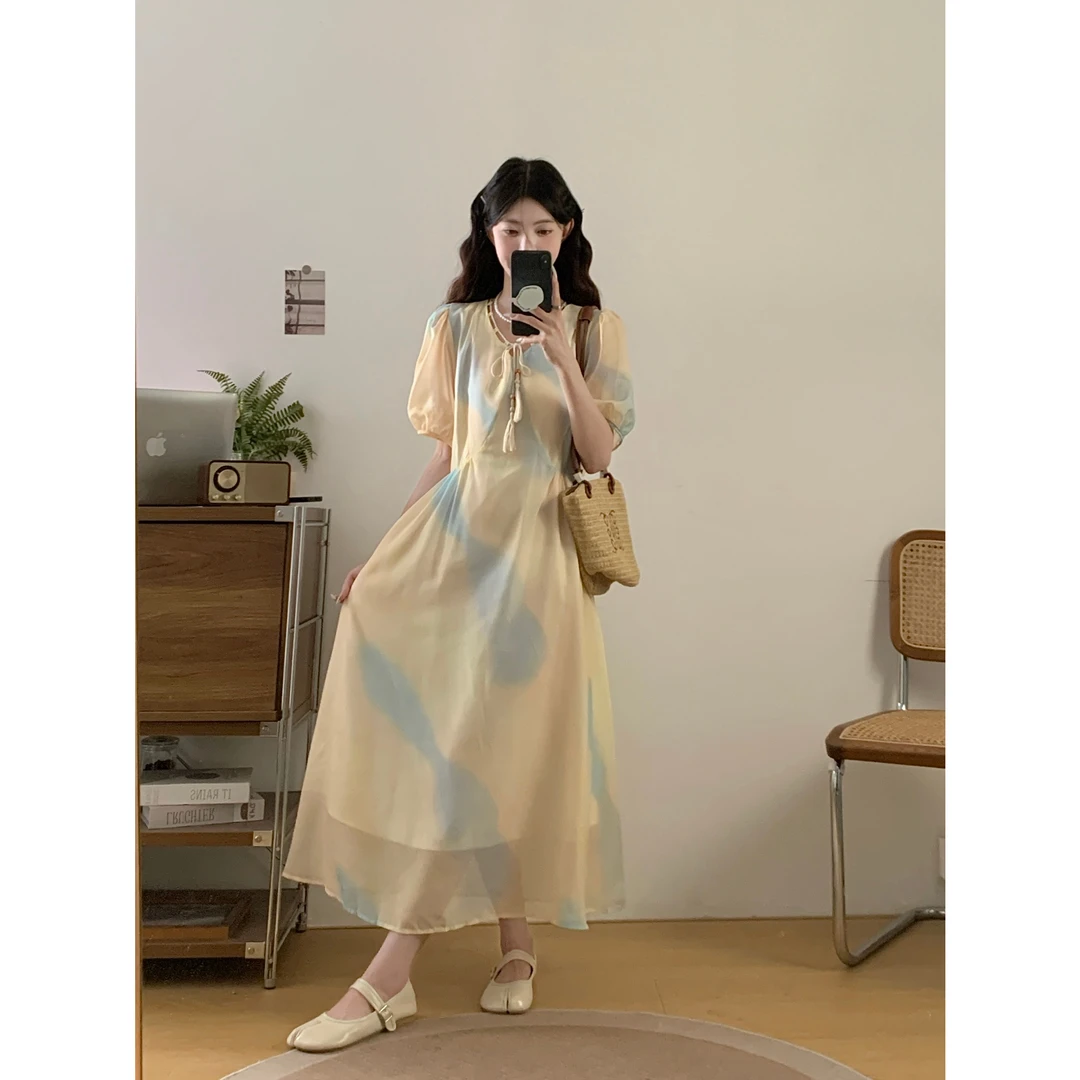 大码女装2025夏季新款胖mm超好看黄色扎染V领正肩显瘦连衣裙