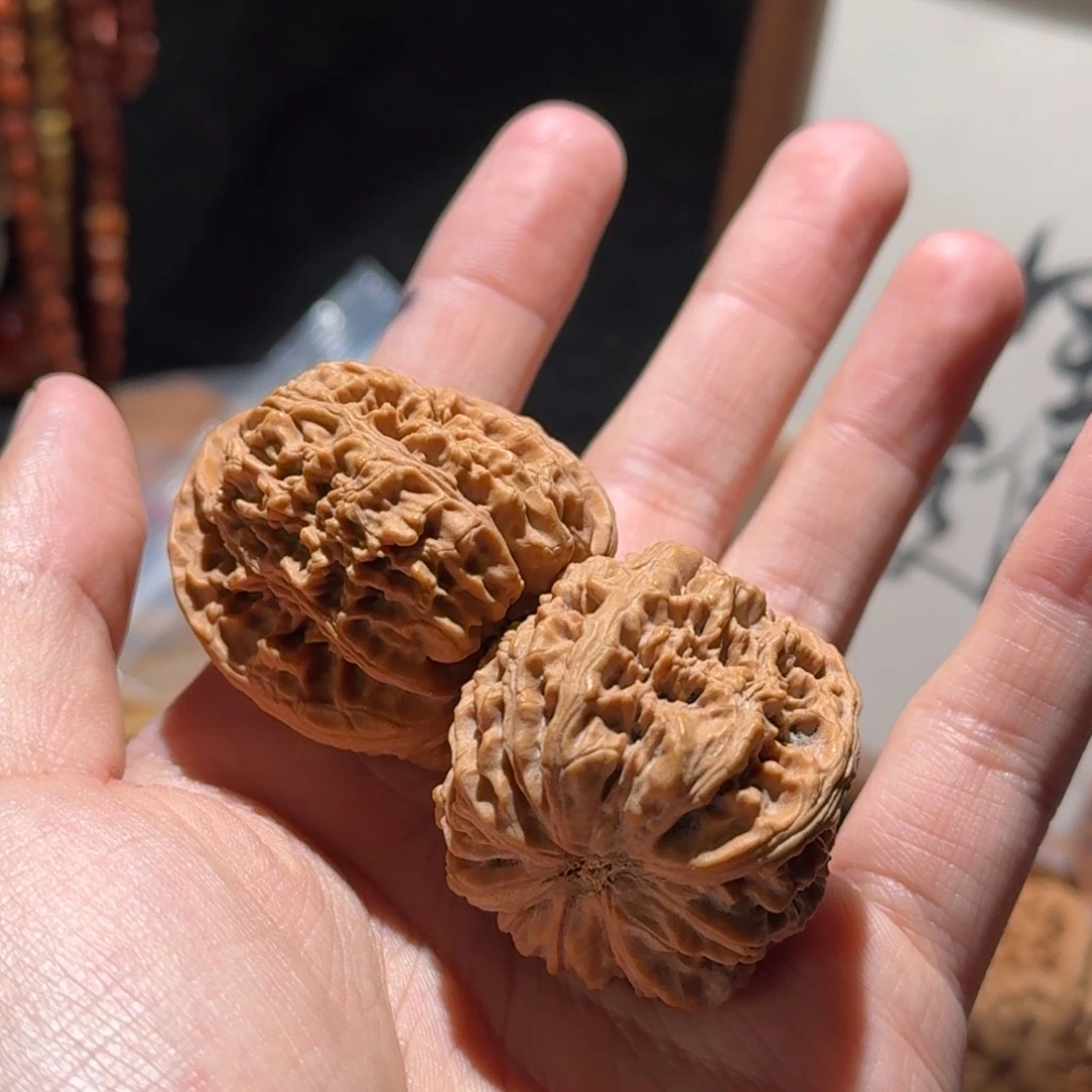 ****嘛吊坠文玩核桃南疆石 38