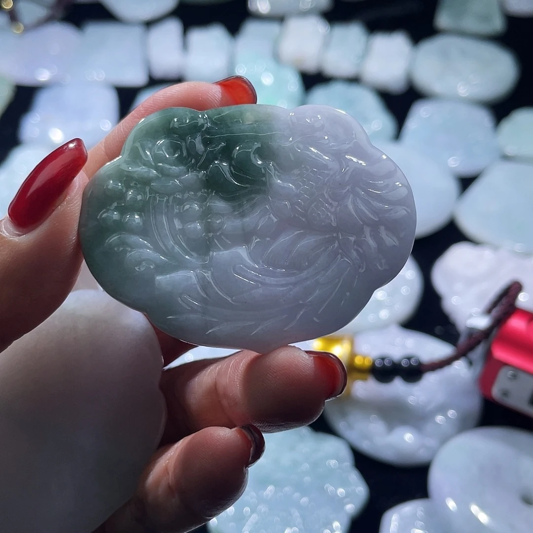 M***漫翡翠未镶嵌颈饰花开富贵