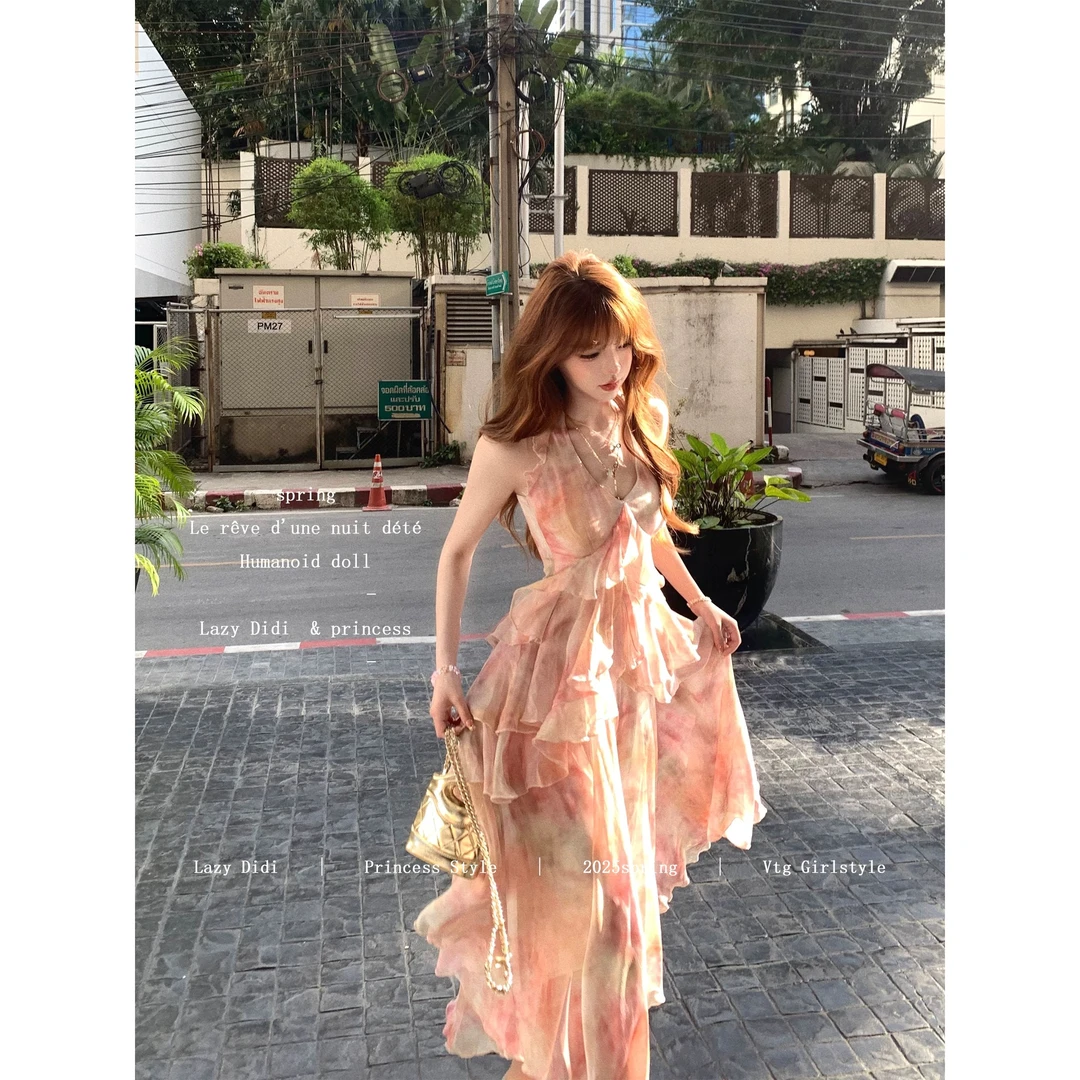 温柔风碎花挂脖连衣裙女夏季2025新款不规则修身显瘦中长款裙子潮