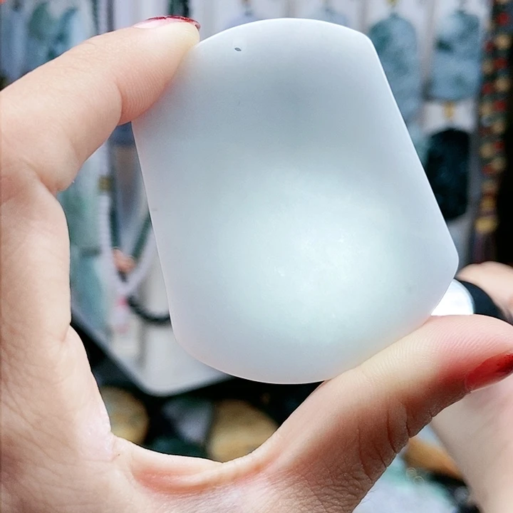 颈饰足铂镶嵌翡翠翡翠