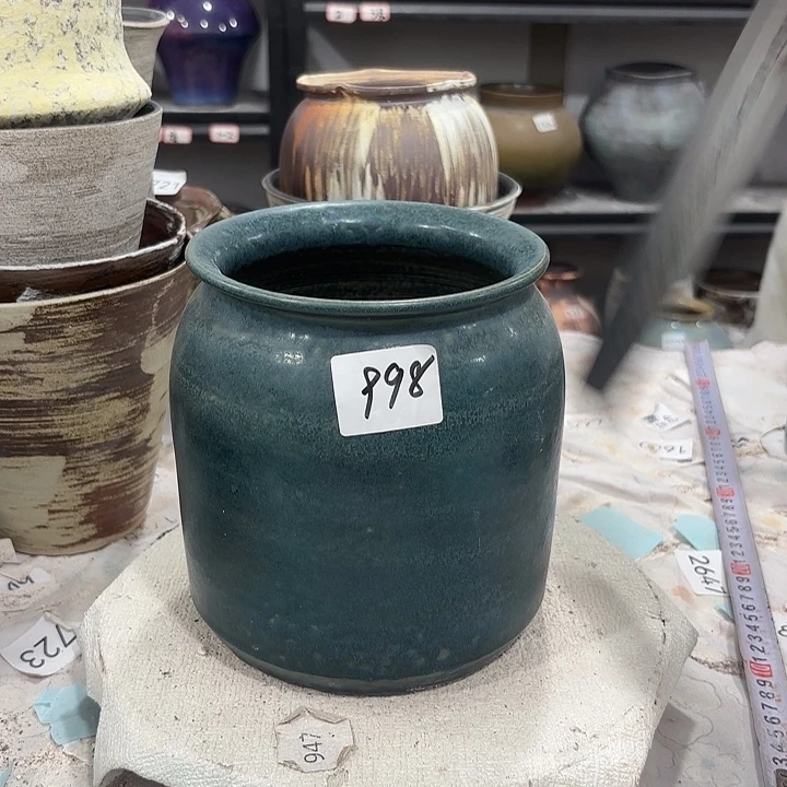 摆件高17，口12，瑕疵处里998