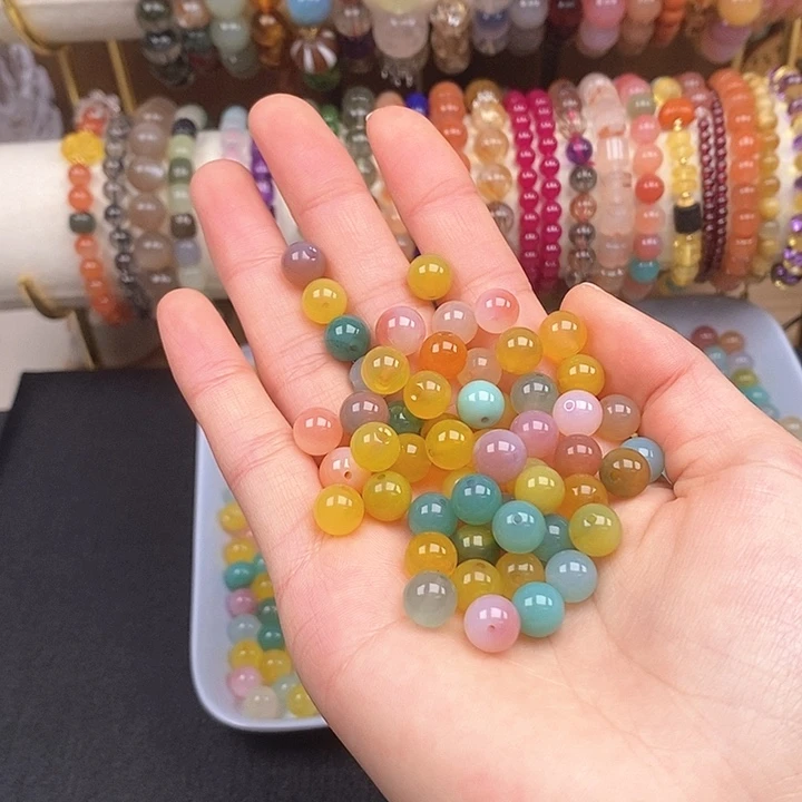 未镶嵌卡8盐源50个玛瑙/玉髓