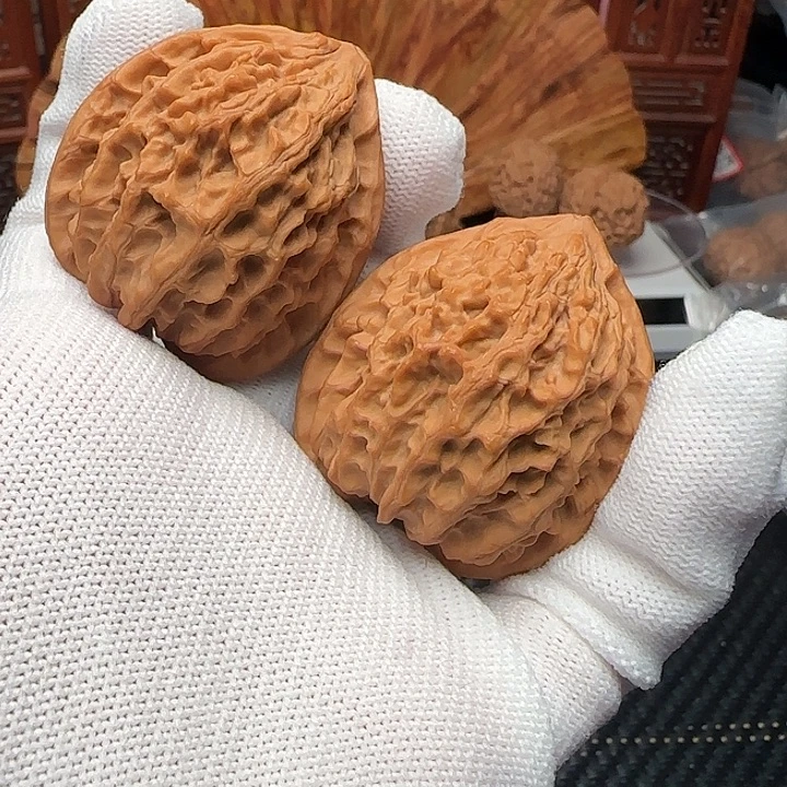 文玩核桃吊坠全品无药金牛41尺48克