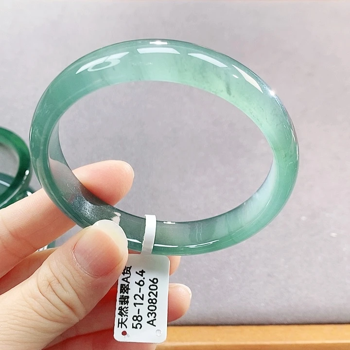 【闪购商品】未镶嵌手镯翡翠