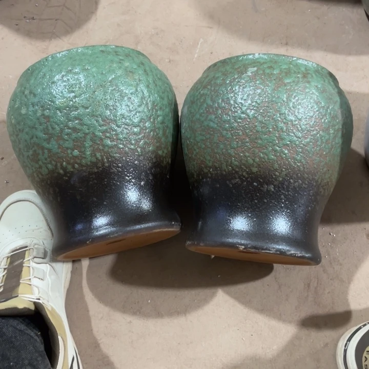 紫砂花盆口径17高度22两只正品