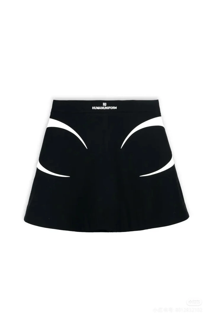 U家百搭时尚皮质弯刀镶嵌设计高尔夫风格短裙