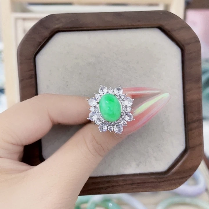 翡翠未镶嵌颈饰天然翡翠Ａ货