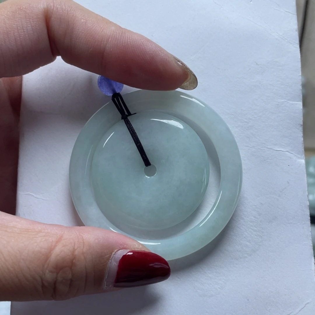 翡翠颈饰未镶嵌°****幻