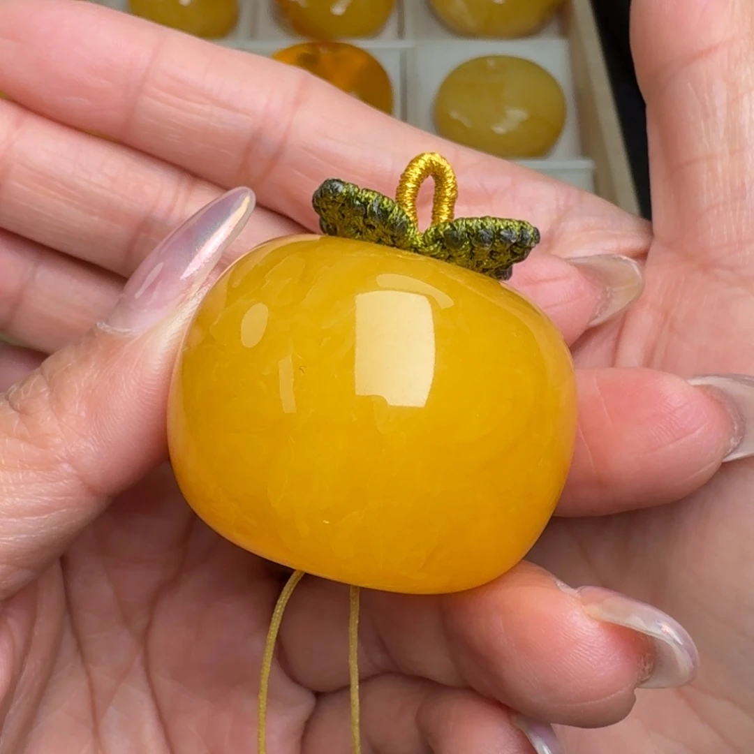 蜜蜡未镶嵌吊坠(不含链)无优化无烤色无补胶无覆膜无辐照无煮蜜