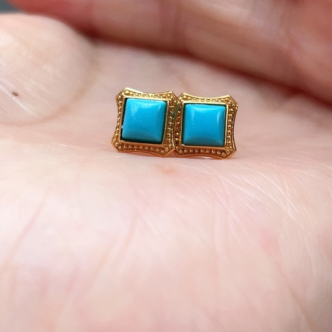 18K金镶嵌绿松石耳饰